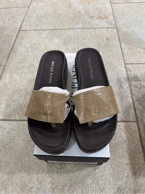 Donald Pliner Fiji Platform Slide Sandals Bronze Size 8 1/2 NEW